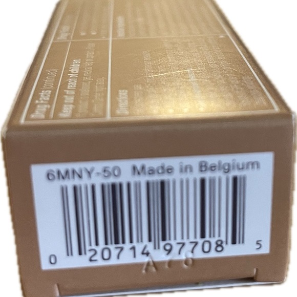 Clinique Even Better Makeup SPF 15 - Picture 3 of 3